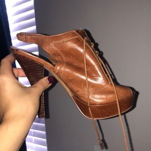 Bcbg Paris heel